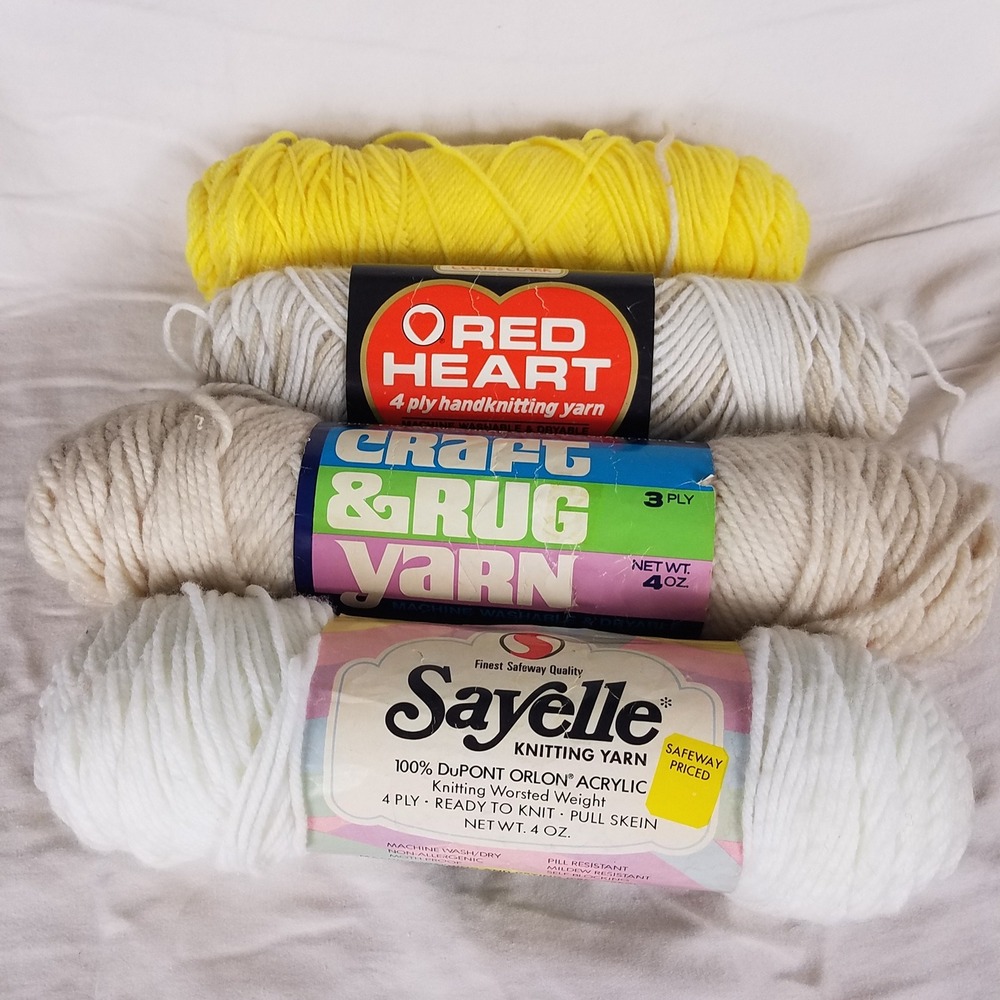 Red Heart Sayelle Yarn Bundle Unisex OS Multicolor Excellent Vintage Acrylic Lot